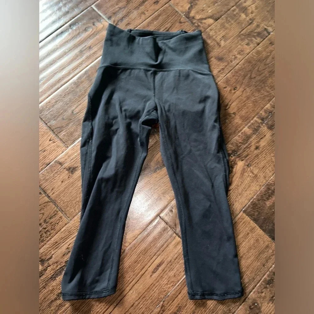 Lululemon Capri Size 2